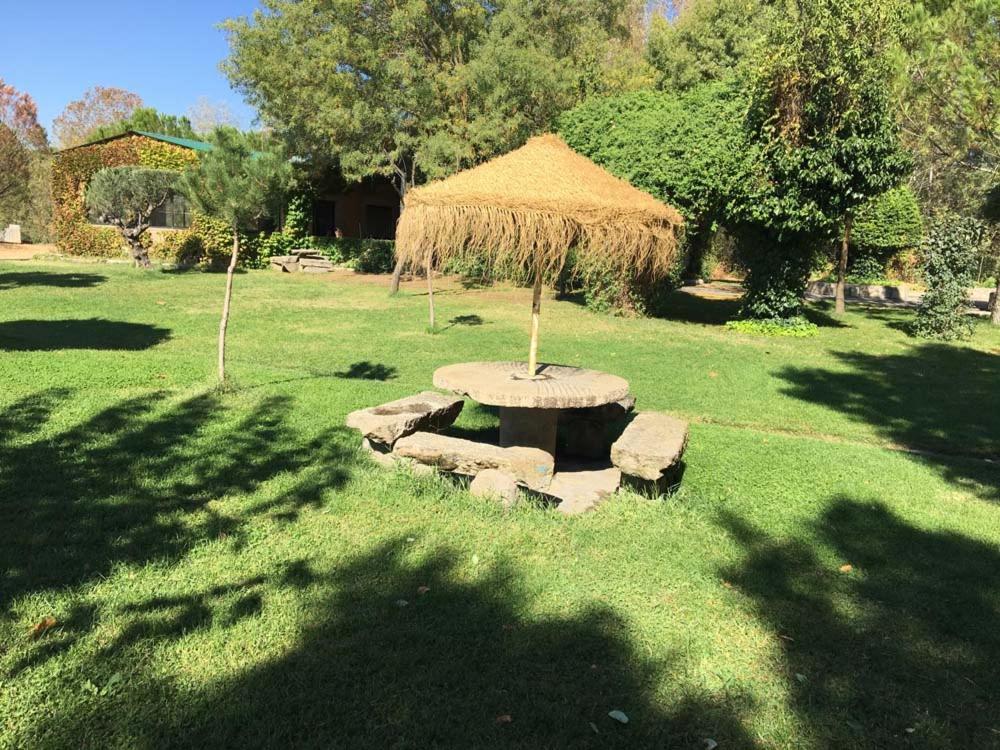 Complejo Rural La Badia Villa Lucillos ภายนอก รูปภาพ
